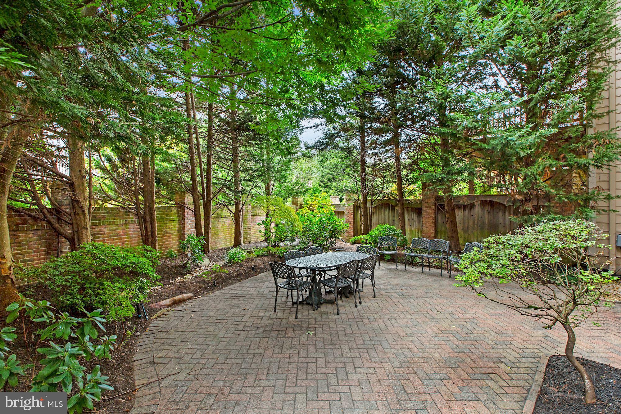 POTOMAC CREST - Residential