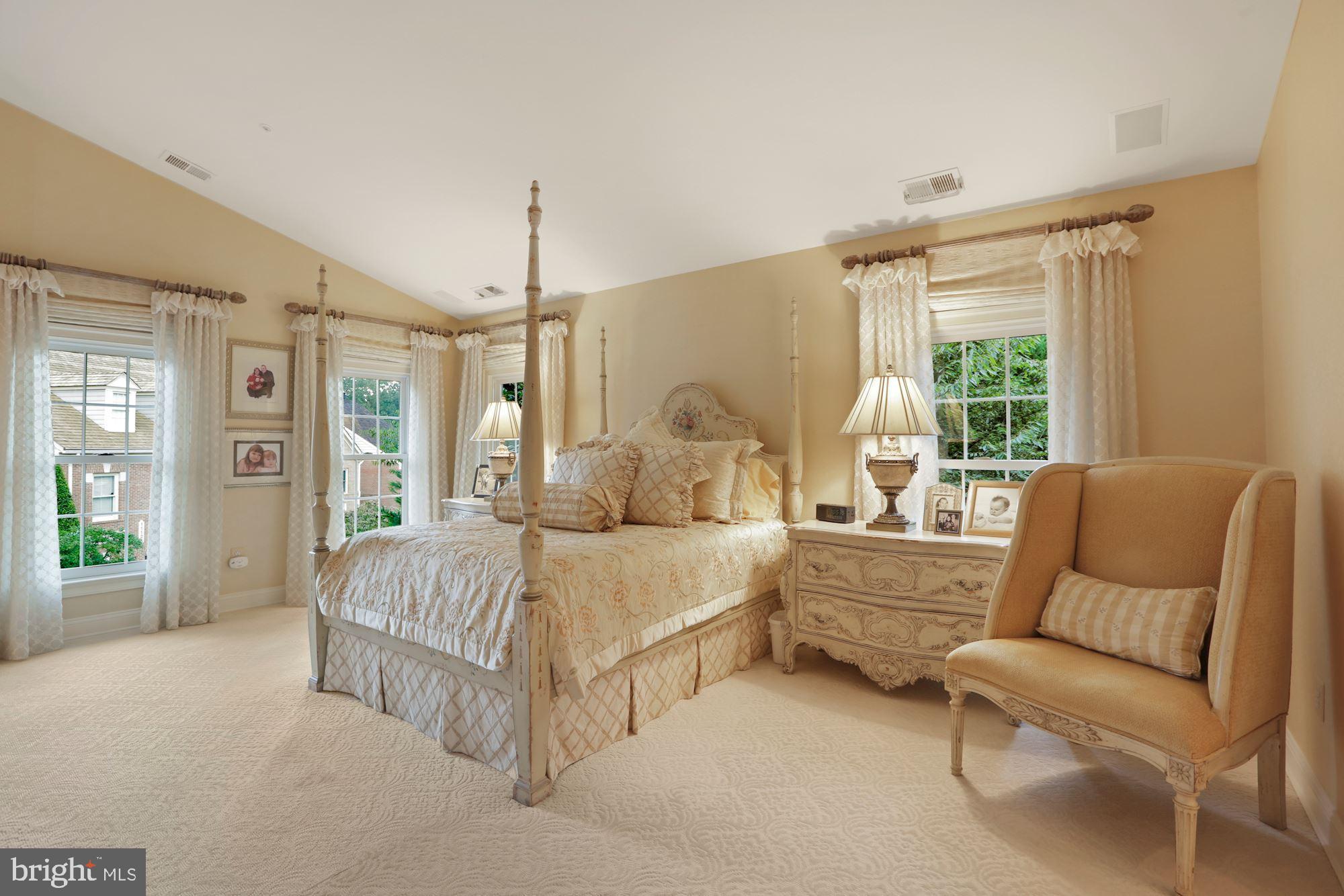 POTOMAC CREST - Residential