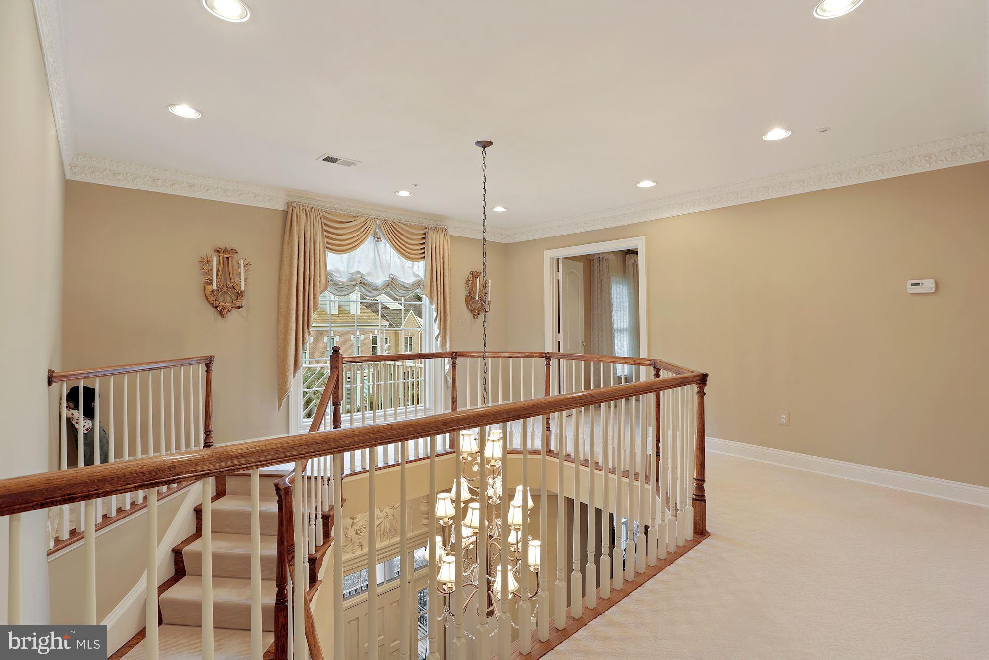 POTOMAC CREST - Residential