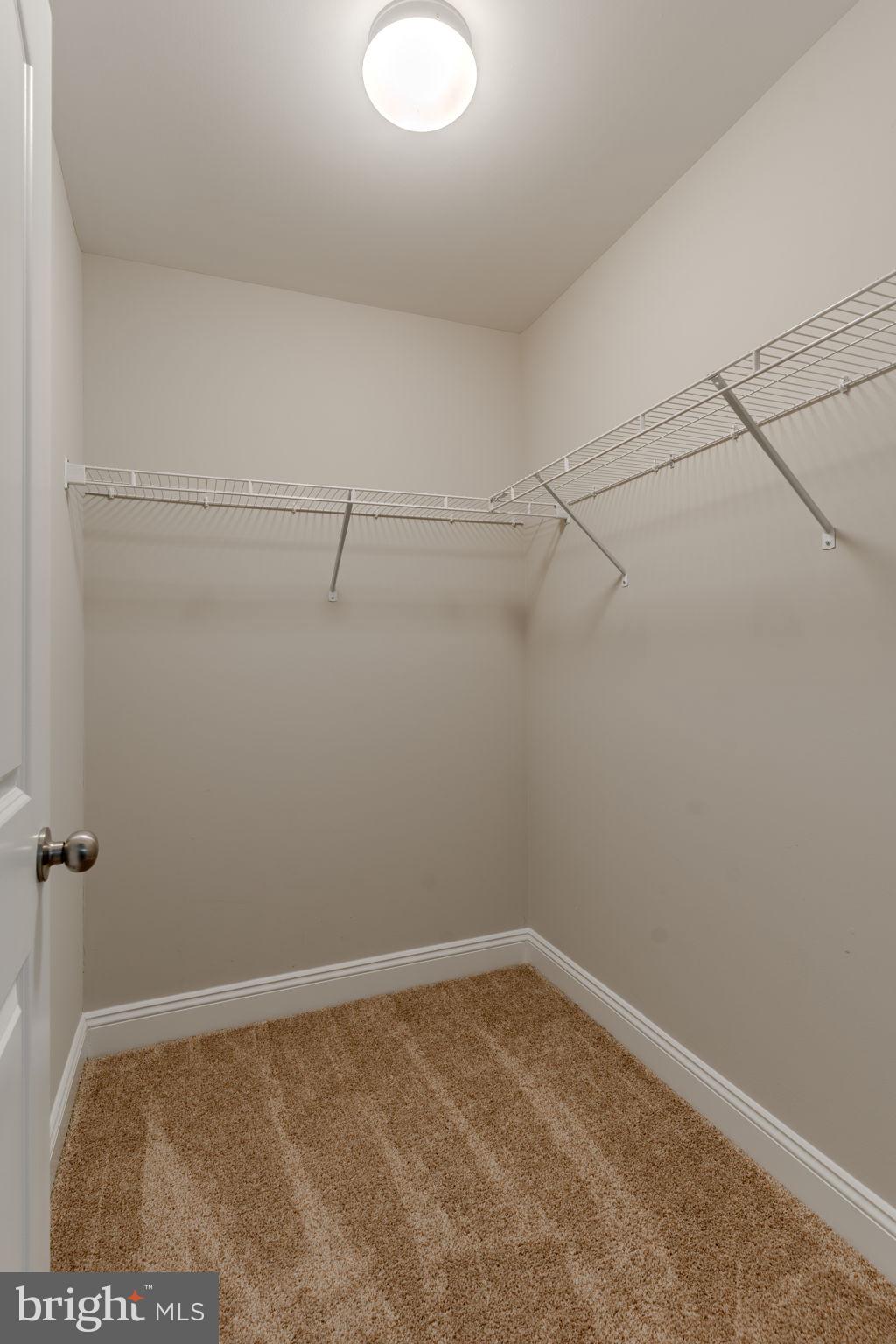 ROLLING MEADOWS - Residential