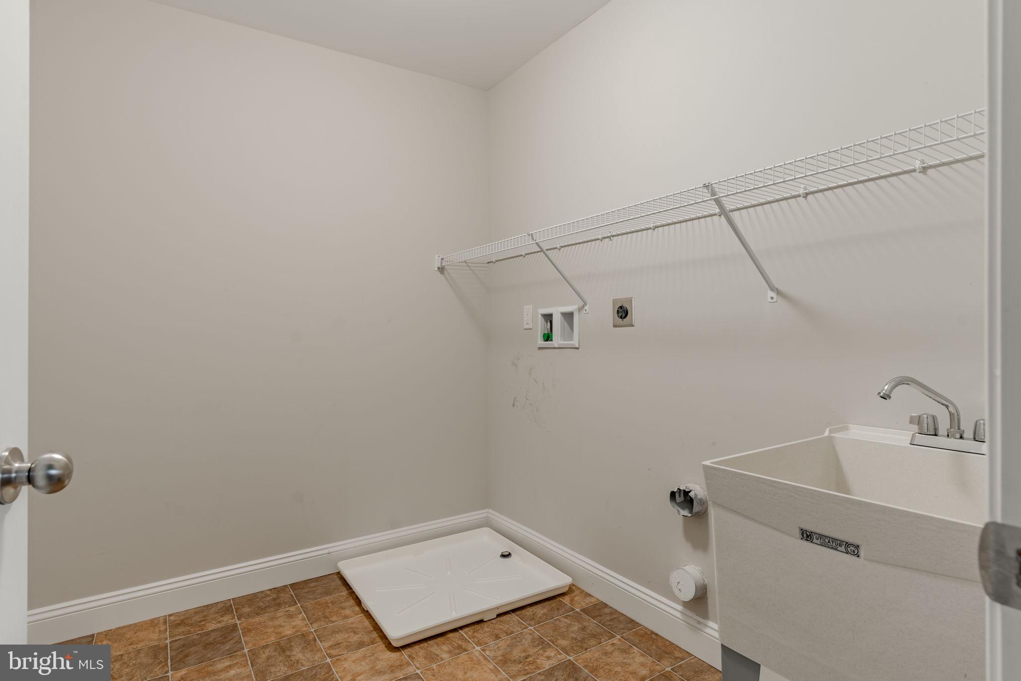 ROLLING MEADOWS - Residential