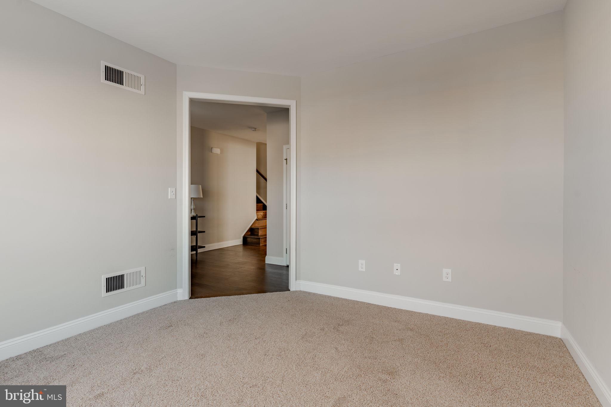 ROLLING MEADOWS - Residential