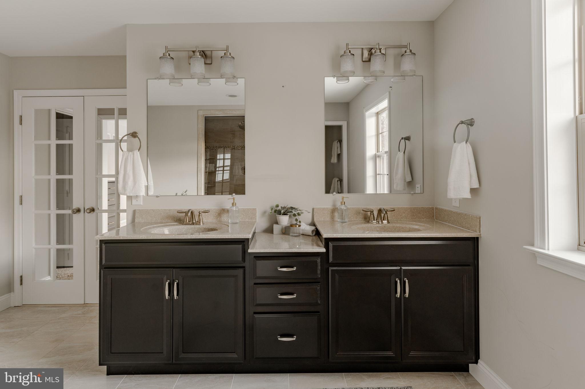 ROLLING MEADOWS - Residential