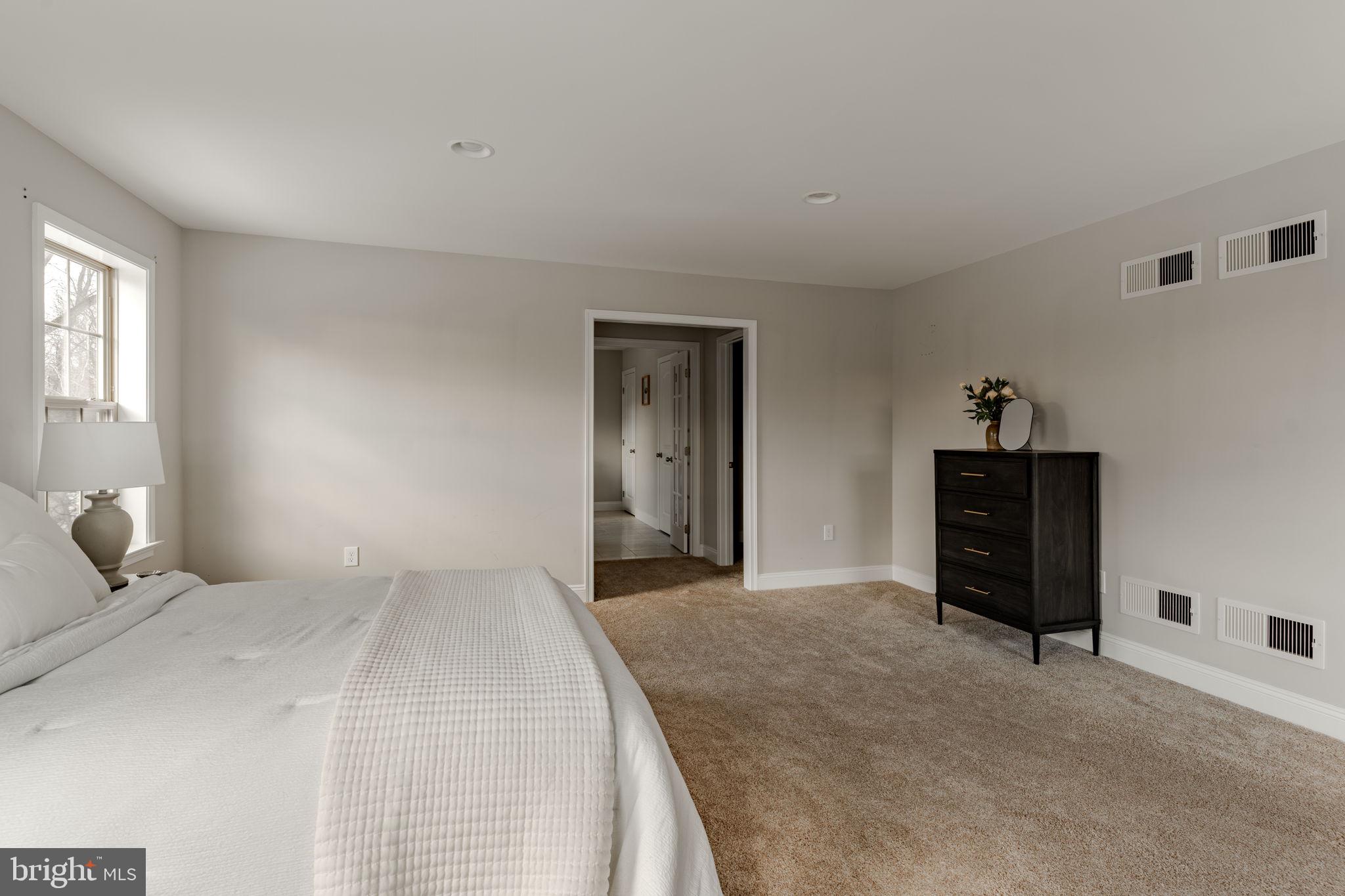 ROLLING MEADOWS - Residential