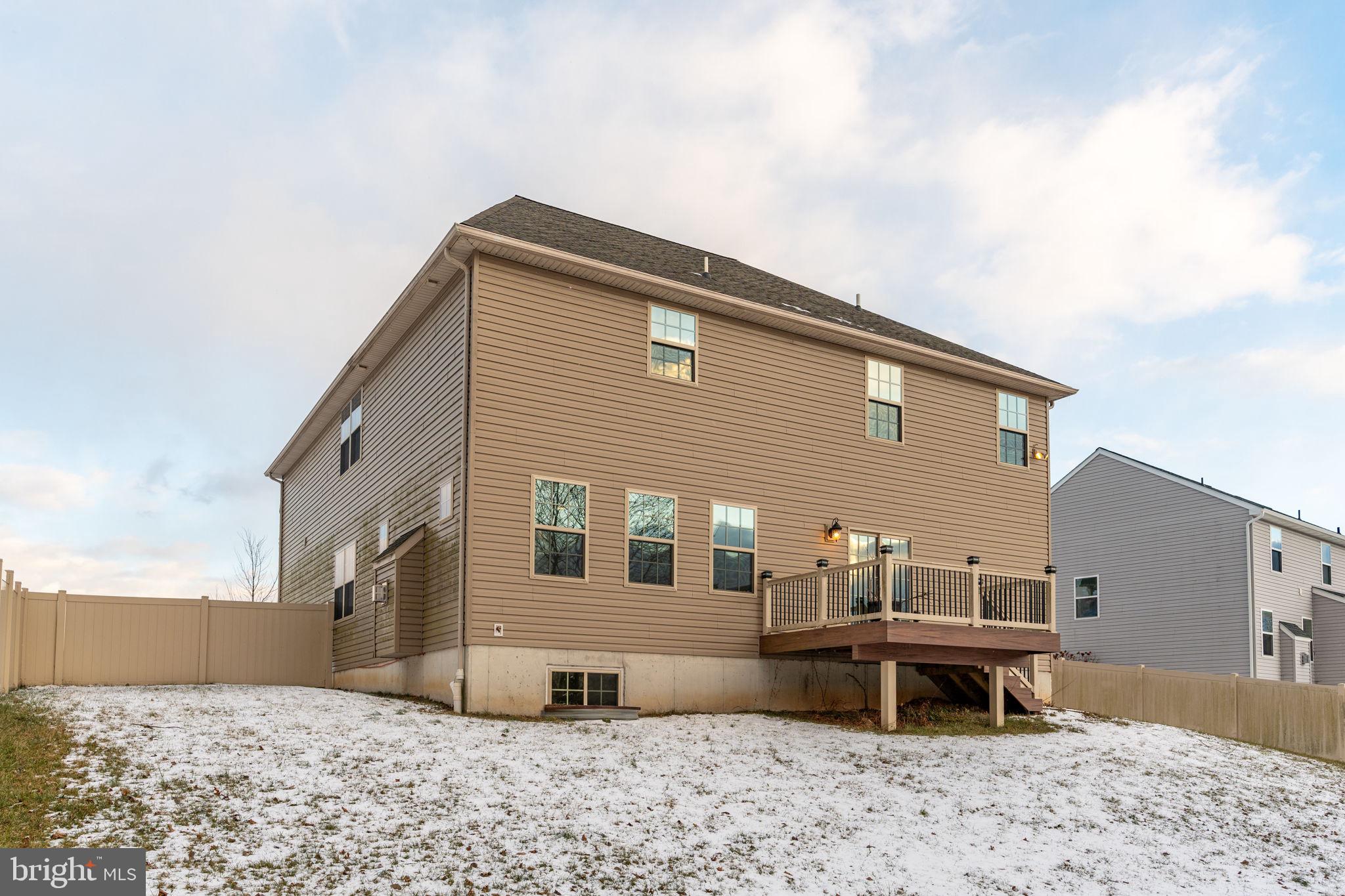 ROLLING MEADOWS - Residential