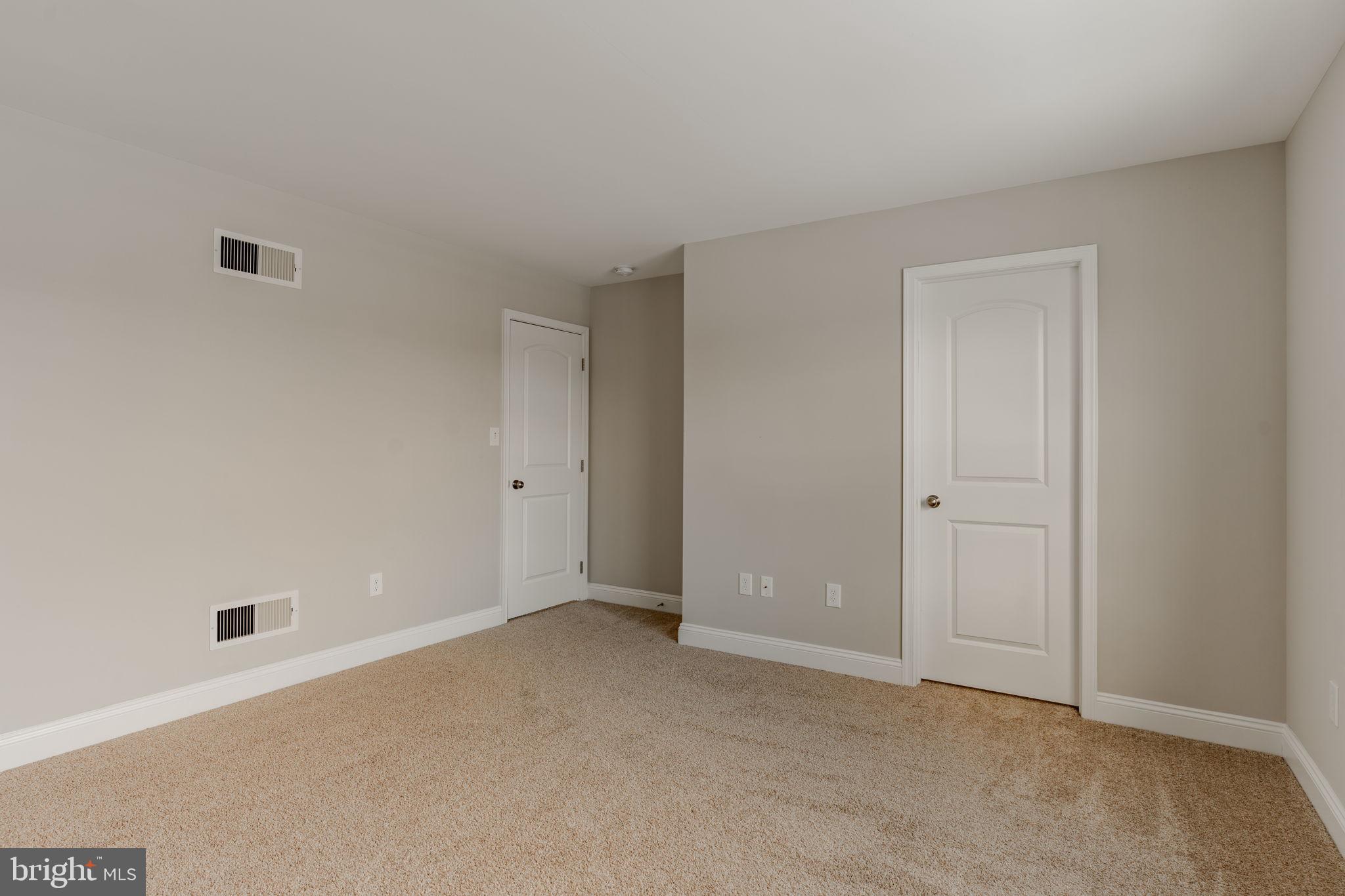 ROLLING MEADOWS - Residential