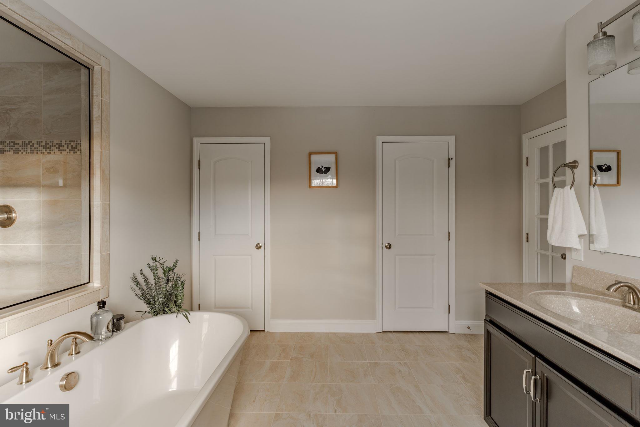 ROLLING MEADOWS - Residential