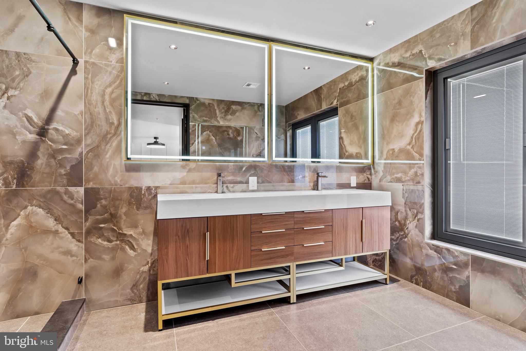 CUMBERLAND ESTATES - Residential