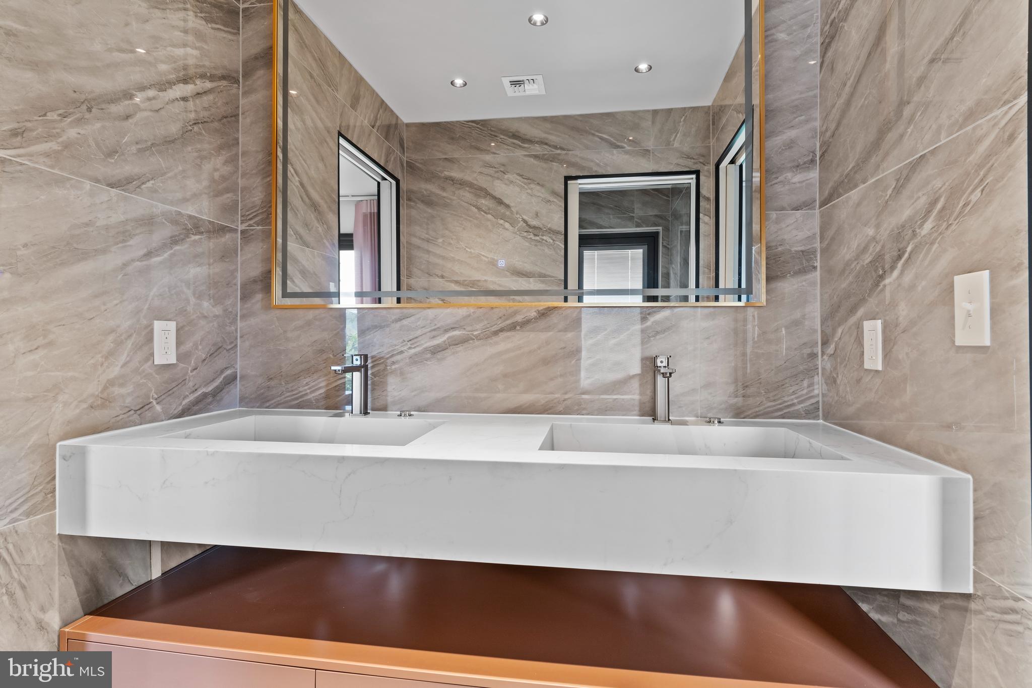 CUMBERLAND ESTATES - Residential