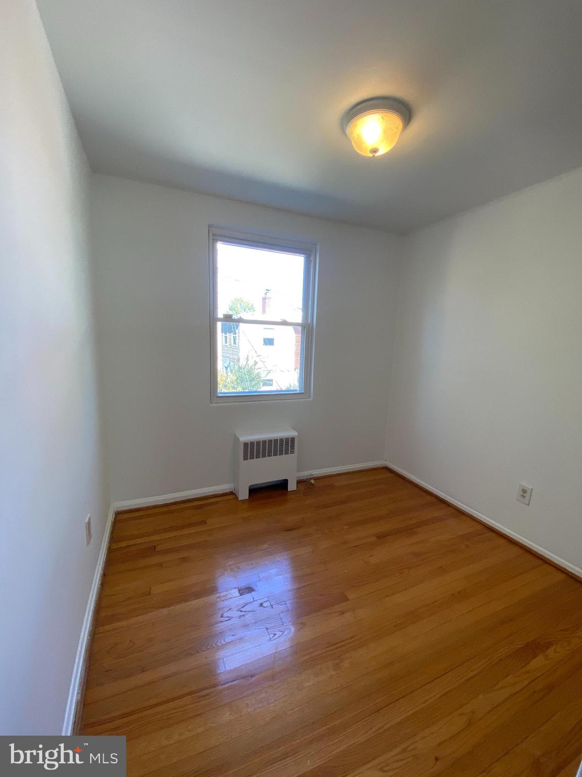 WARWICK VILLAGE - Residential Lease