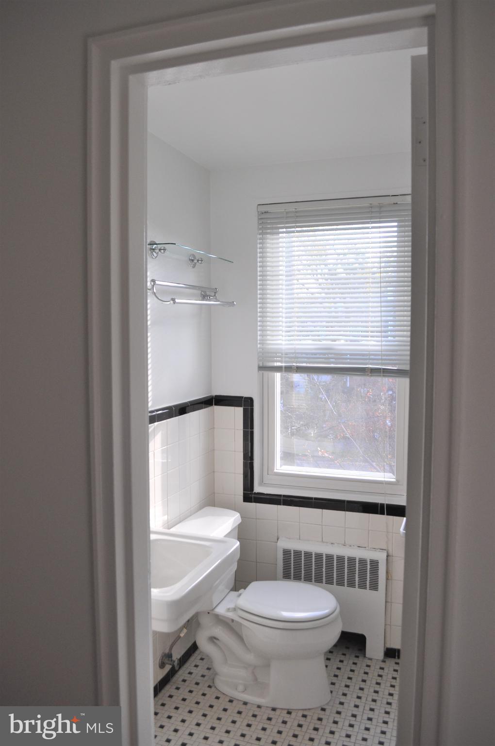 WARWICK VILLAGE - Residential Lease