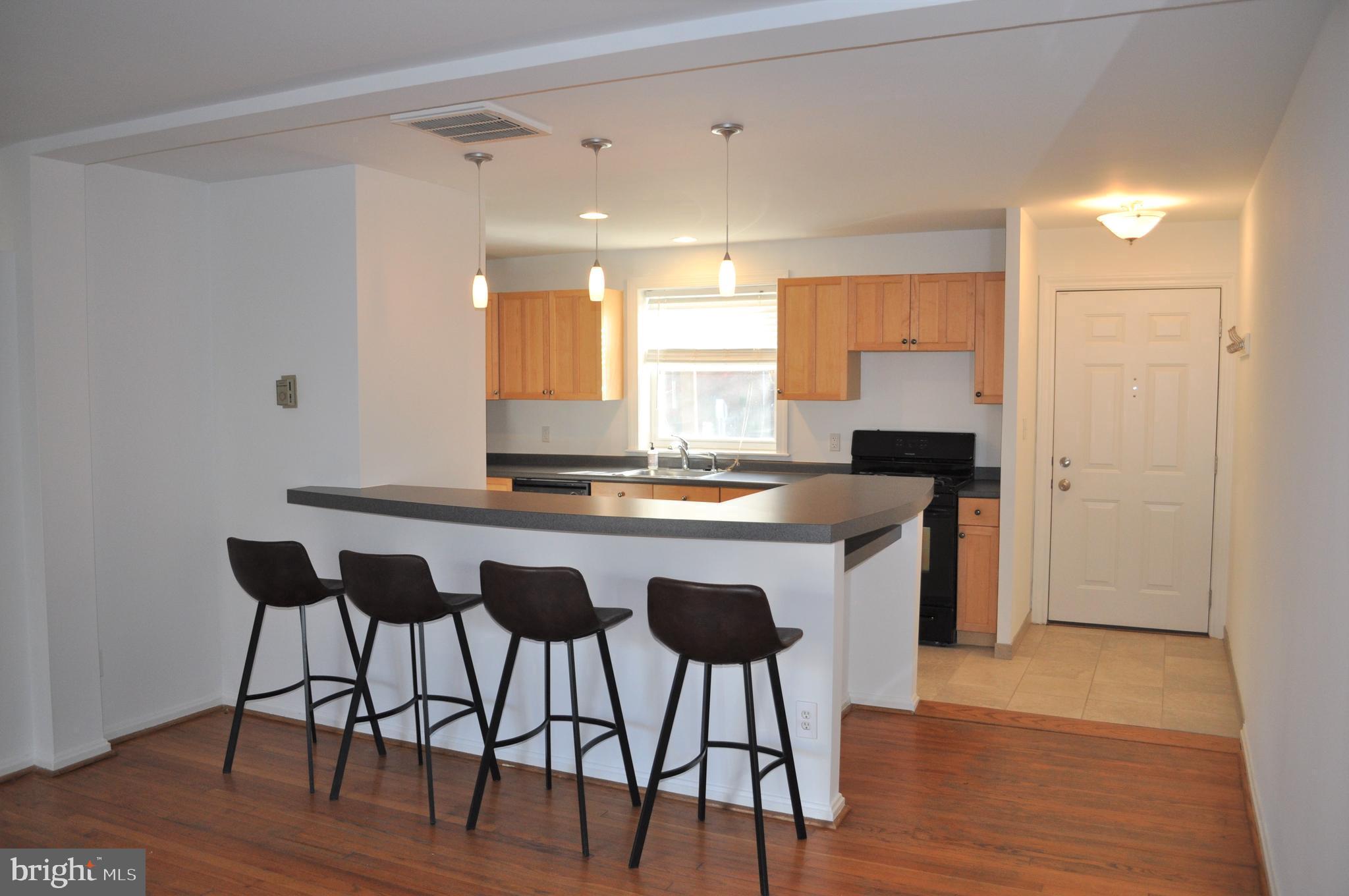 WARWICK VILLAGE - Residential Lease