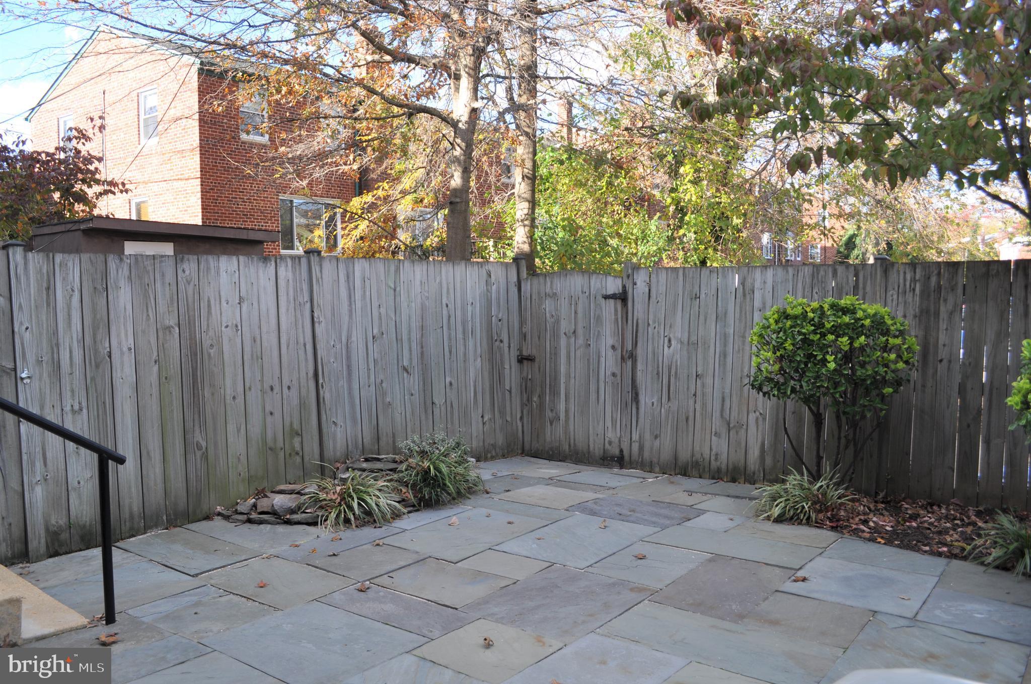 WARWICK VILLAGE - Residential Lease