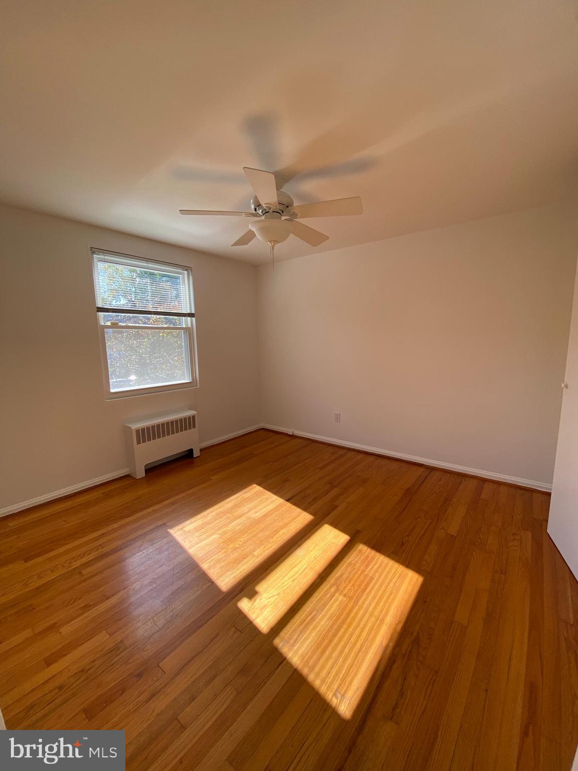 WARWICK VILLAGE - Residential Lease