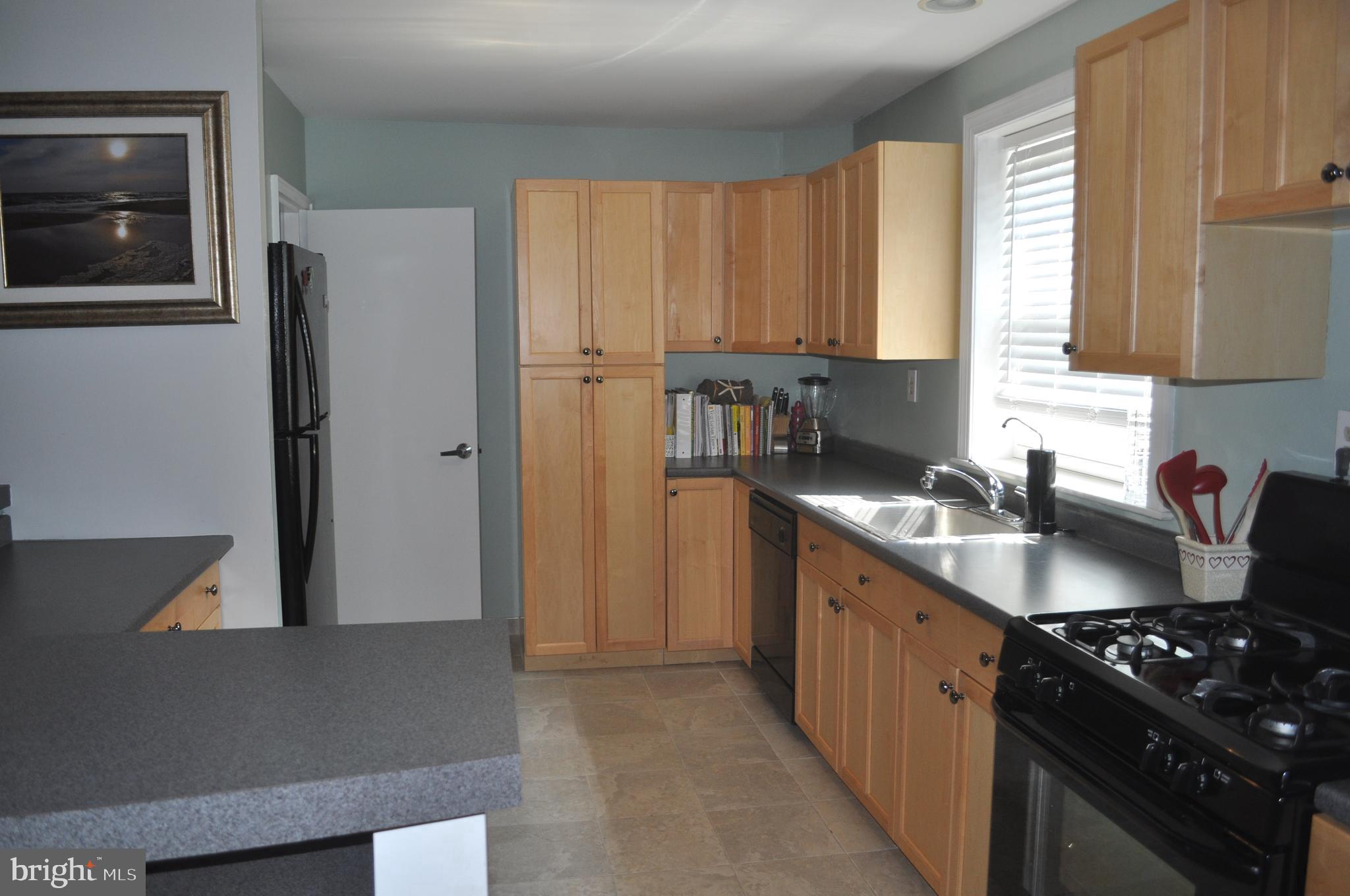 WARWICK VILLAGE - Residential Lease