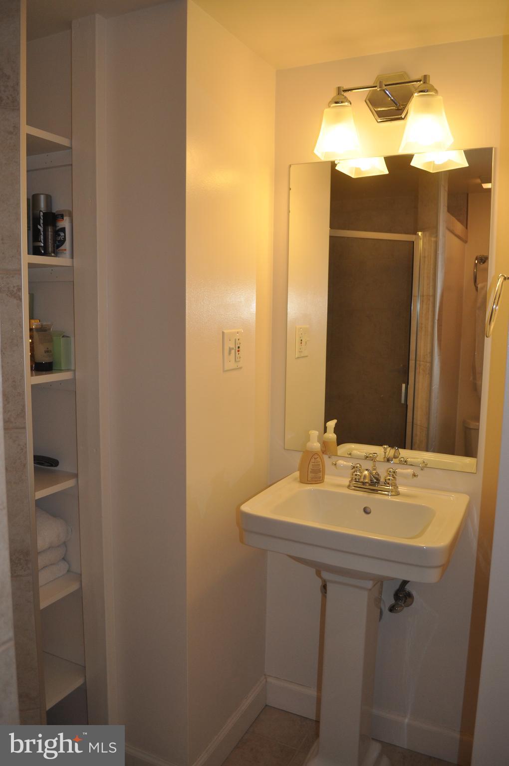 WARWICK VILLAGE - Residential Lease