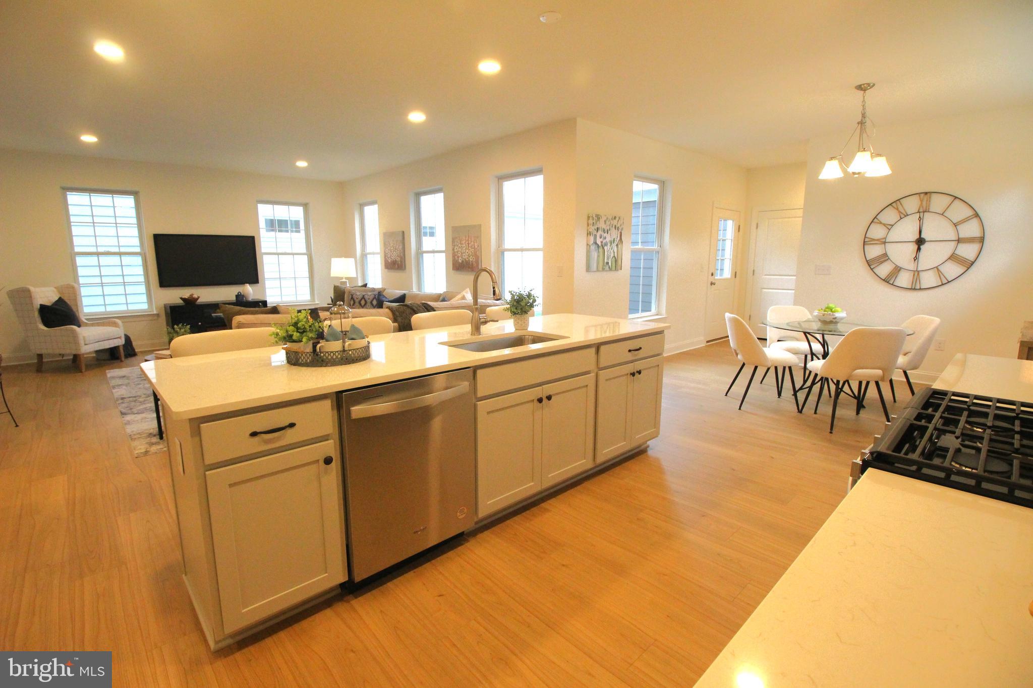 TOWN OF WHITEHALL - Residential