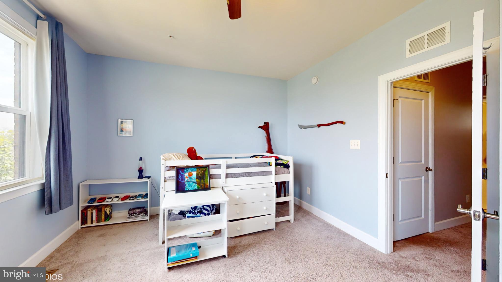 RIVERDALE PARK STATION - Residential