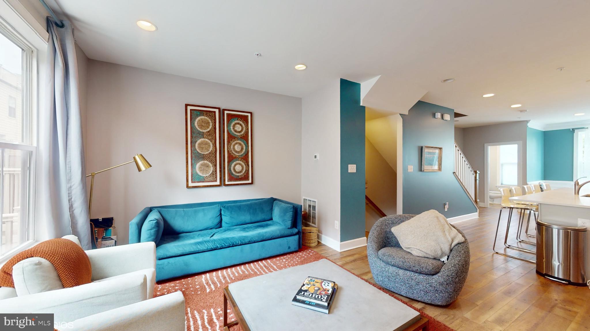 RIVERDALE PARK STATION - Residential