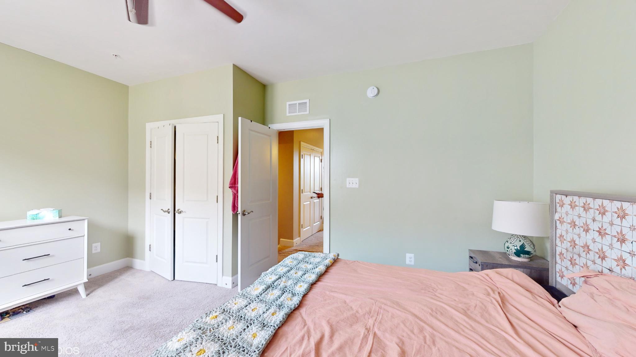 RIVERDALE PARK STATION - Residential