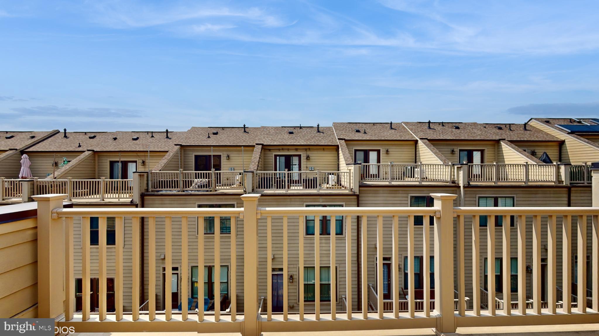 RIVERDALE PARK STATION - Residential