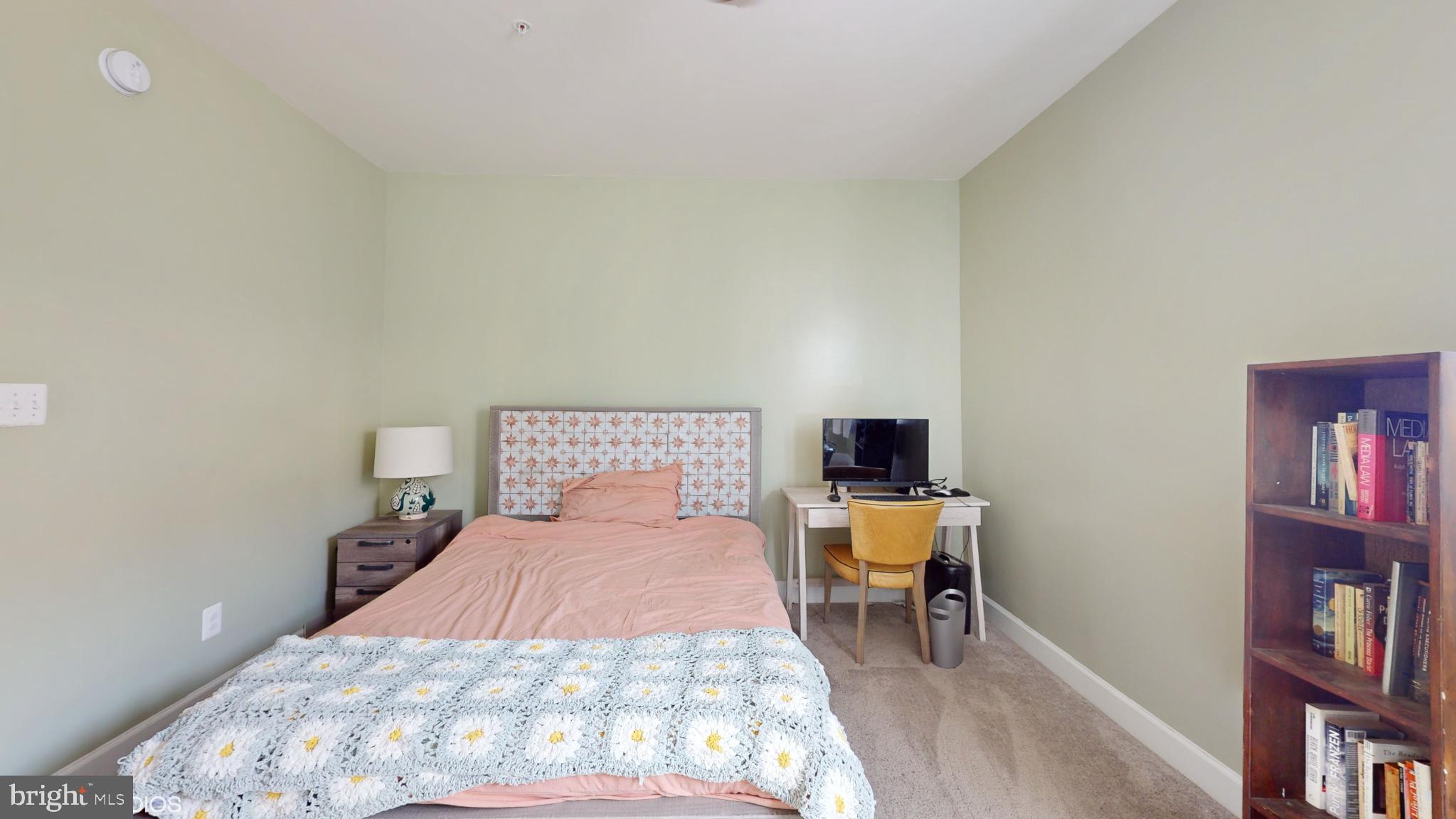 RIVERDALE PARK STATION - Residential