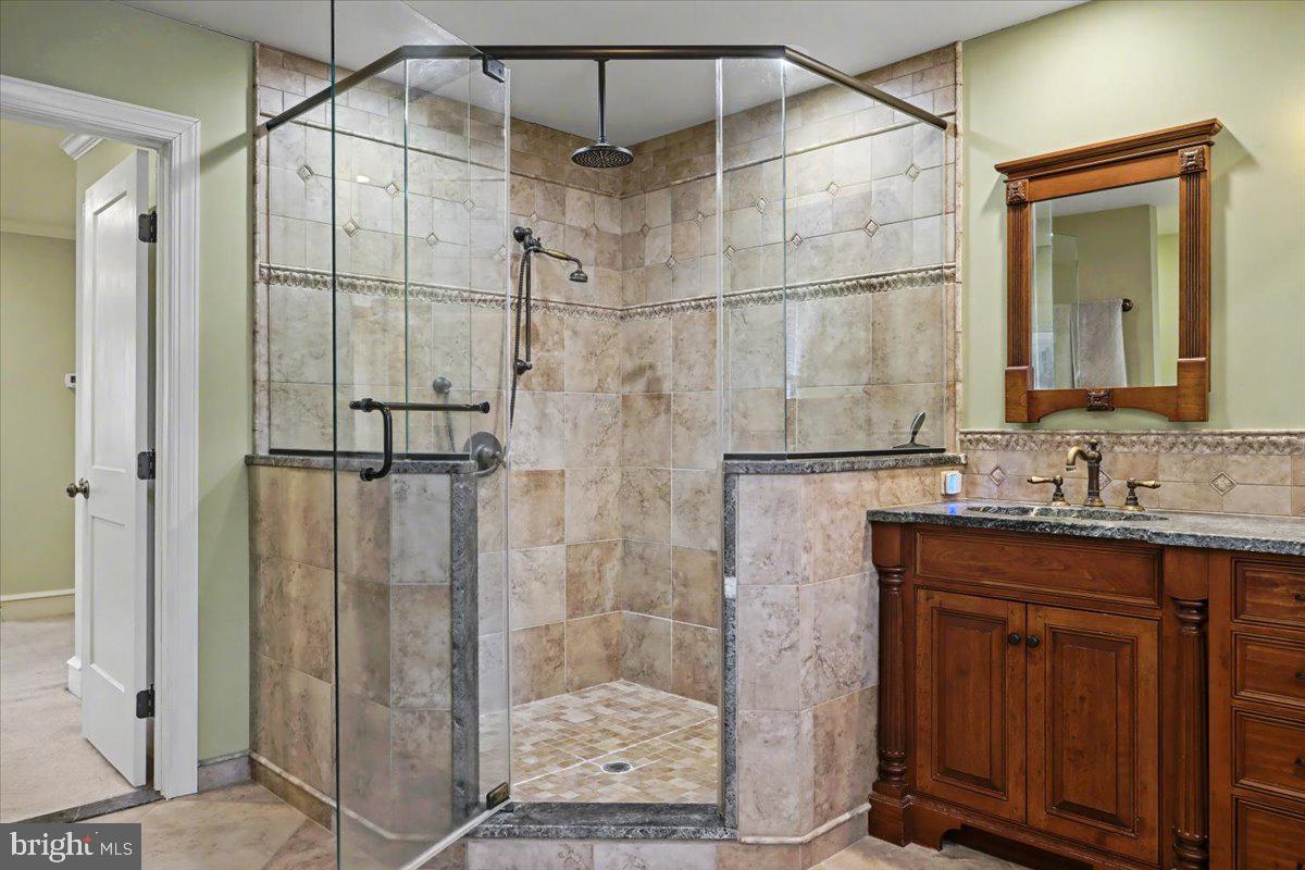 TEVERSALL - Residential