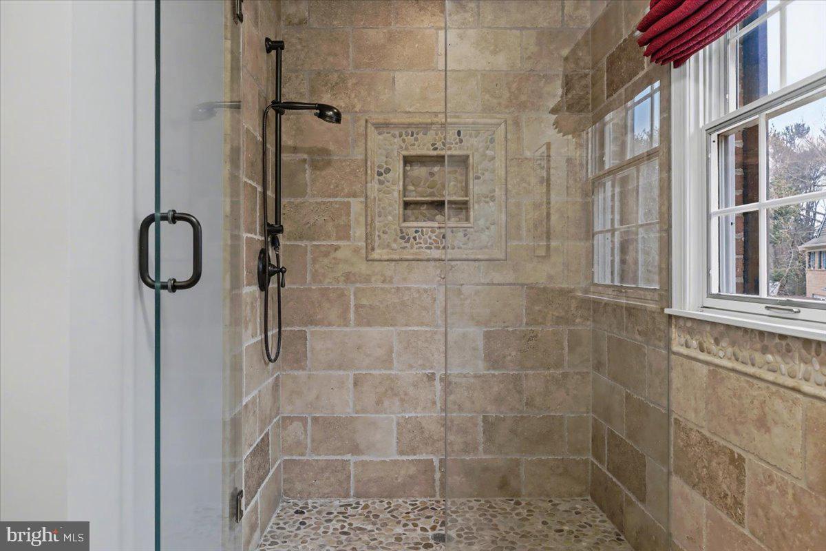 TEVERSALL - Residential