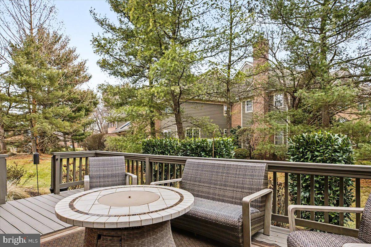 TEVERSALL - Residential