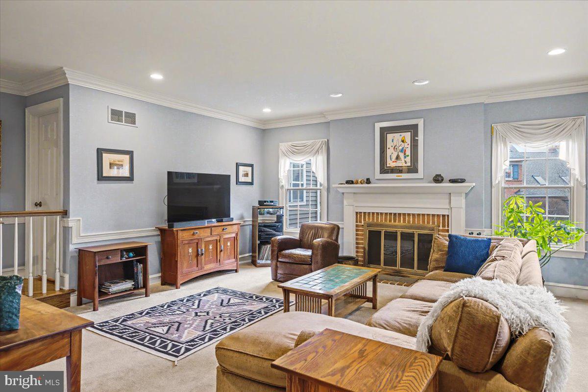 TEVERSALL - Residential