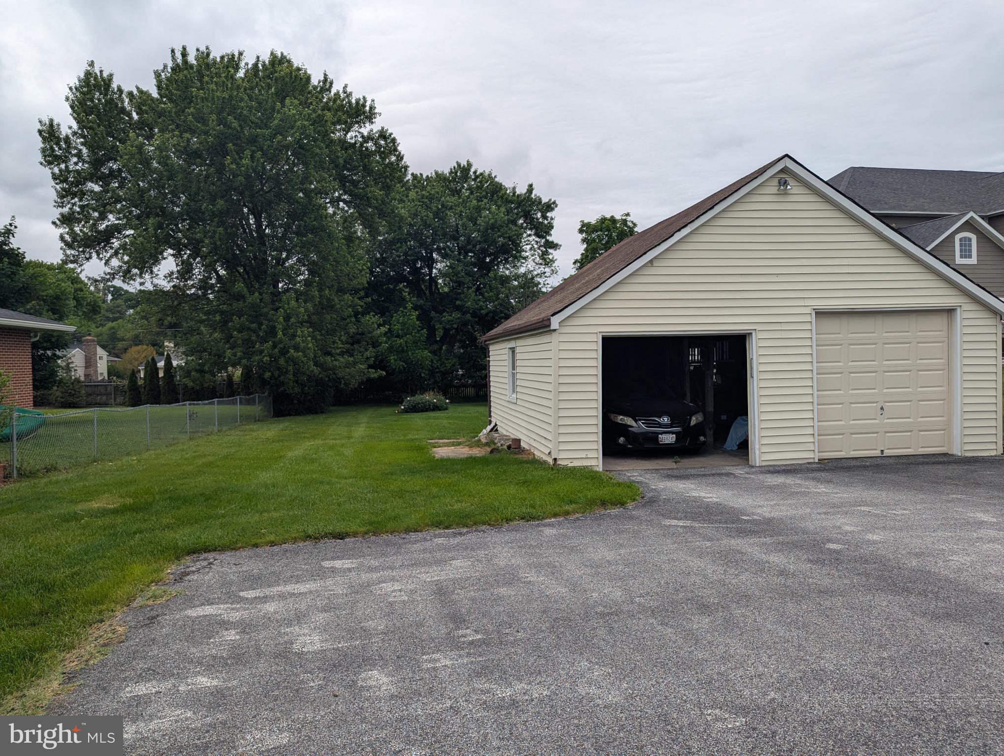 210 TIMONIUM ROAD