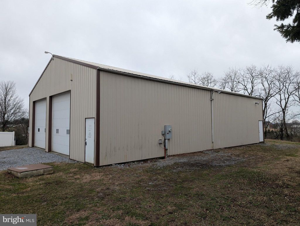 Photo of 1261 E Newport Road, MANHEIM, PA 17545 (MLS # PALA2084602)