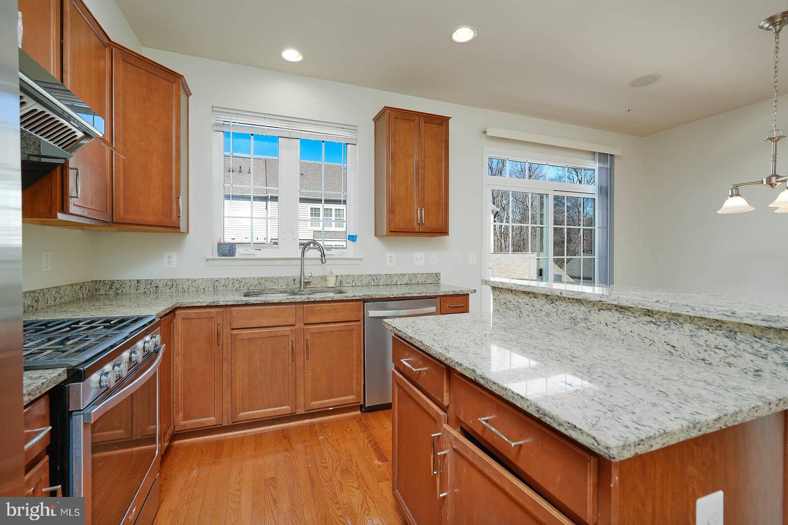 SUMMERFIELD AT MORGAN ST - Residential