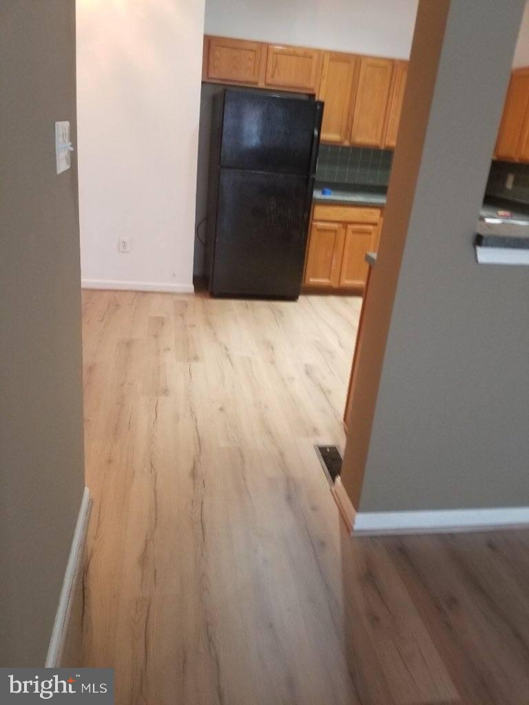 WATERS EDGE - Residential Lease