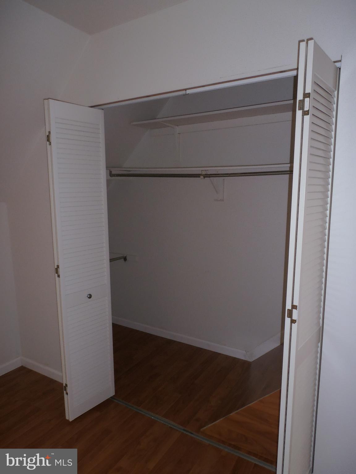 RESTON - Residential Lease