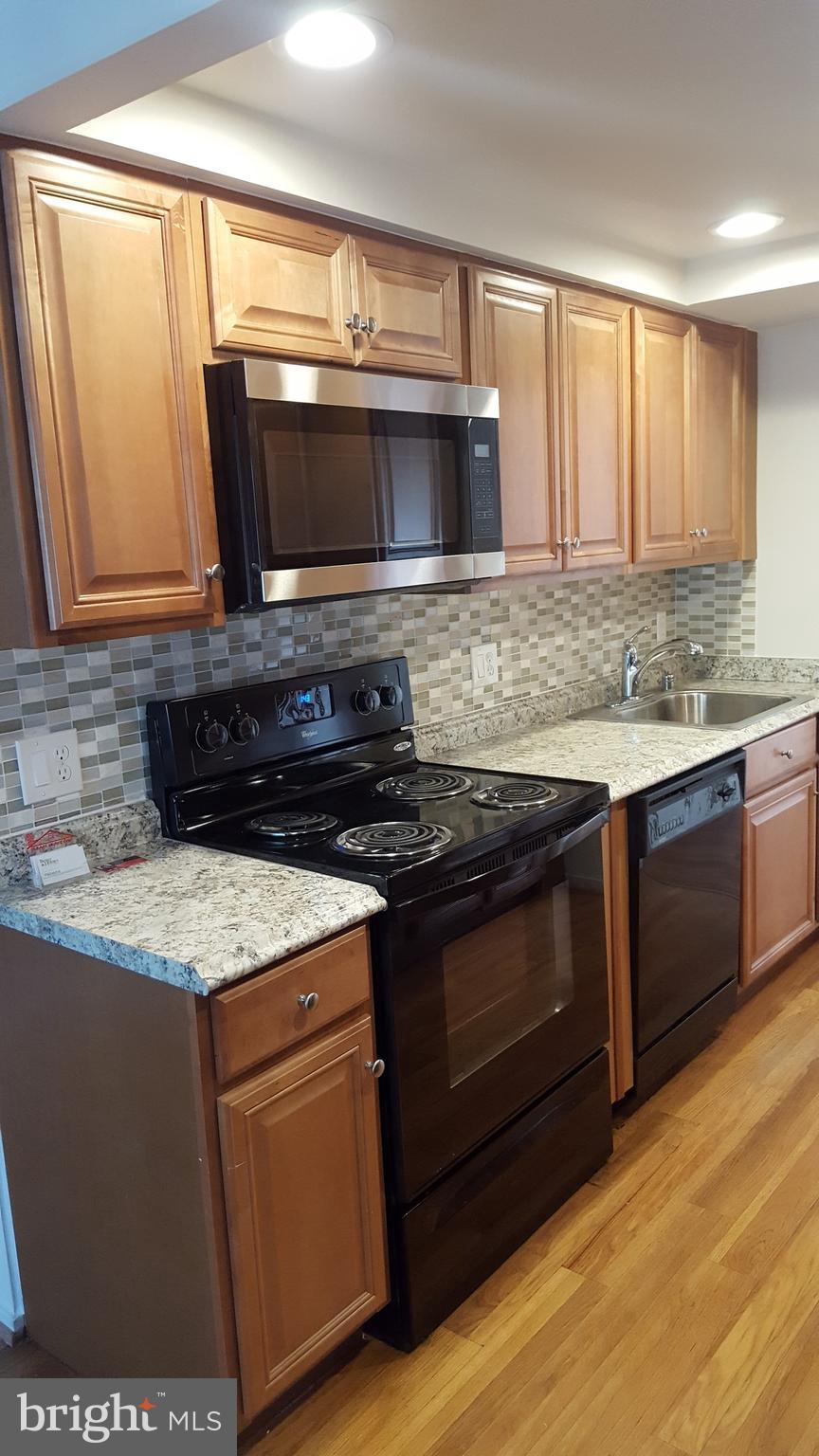 RESTON - Residential Lease