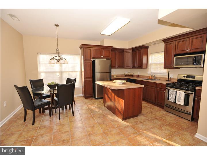 PHILADELPHIA (NORTHEAST) - Residential