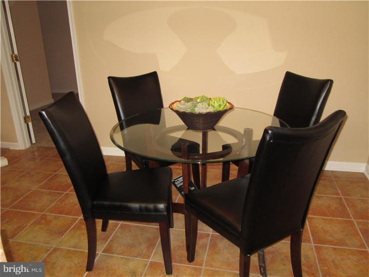 PHILADELPHIA (NORTHEAST) - Residential