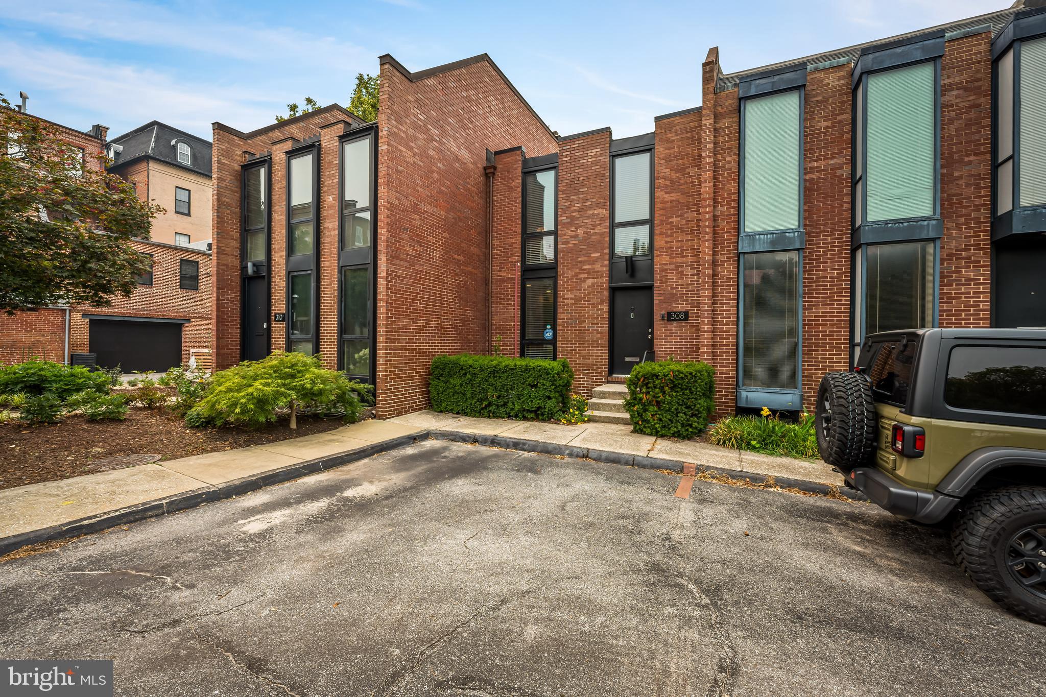 308 W LAFAYETTE AVENUE