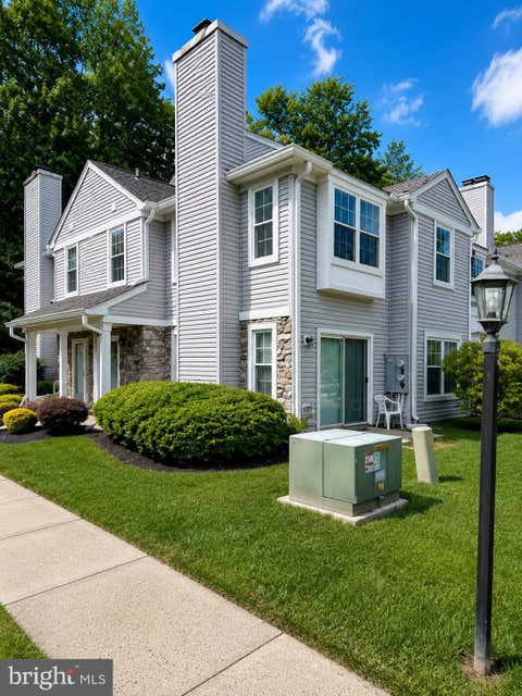 Townhouse For Rent - 612 Mews Drive<br/> Bucks County, SELLERSVILLE, PA 18960
