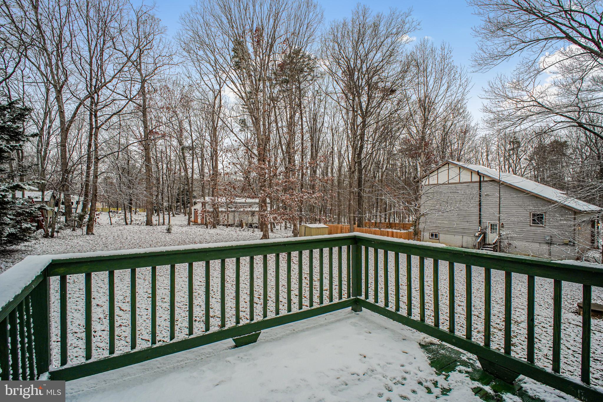 LAKE WILDERNESS - Residential