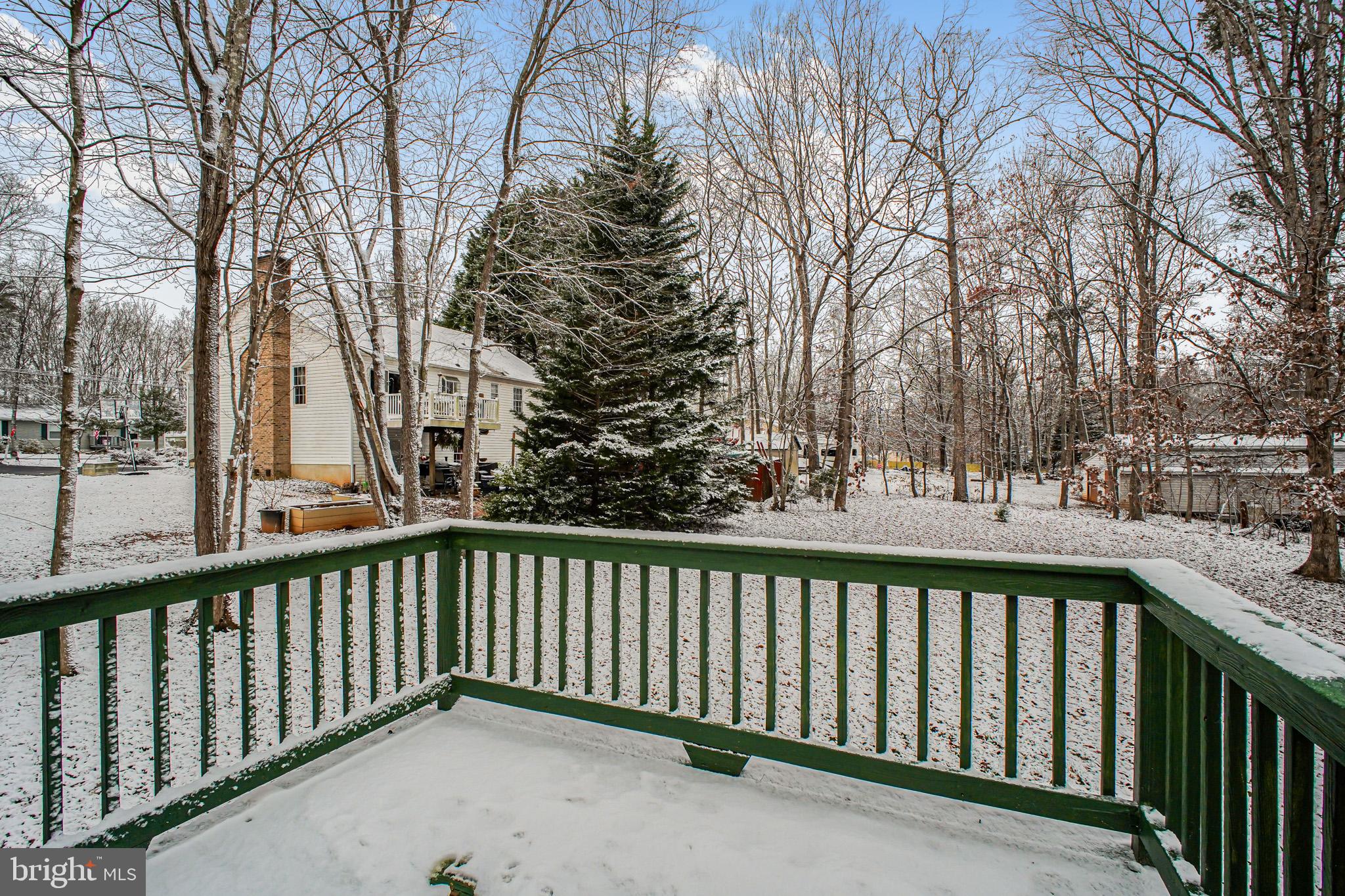 LAKE WILDERNESS - Residential