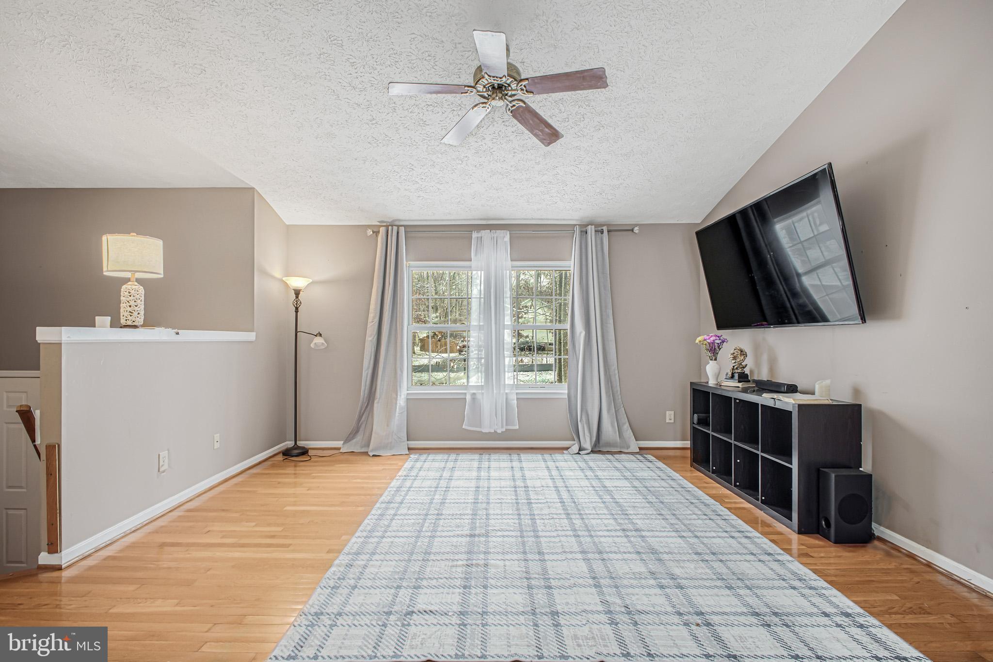 LAKE WILDERNESS - Residential