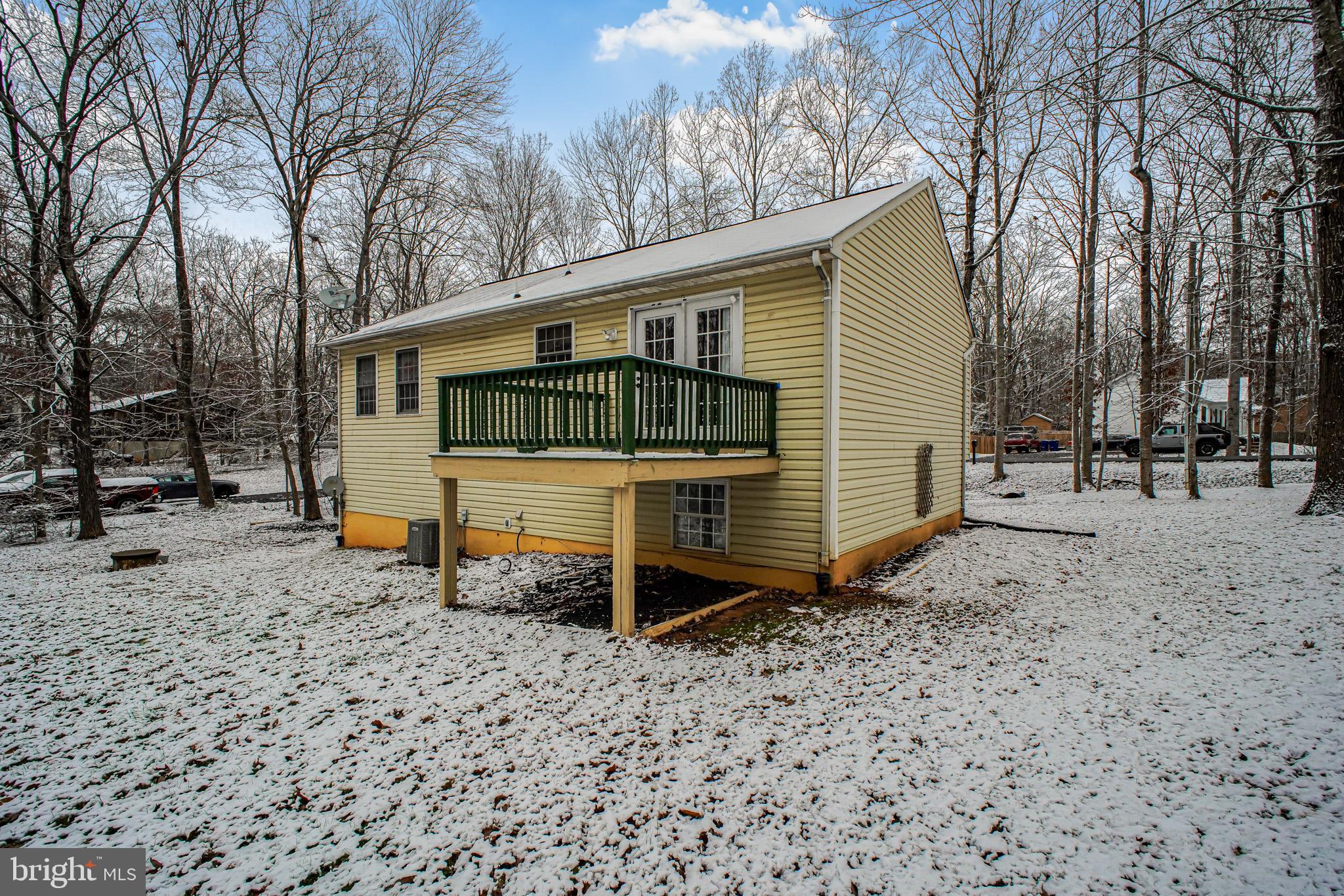 LAKE WILDERNESS - Residential