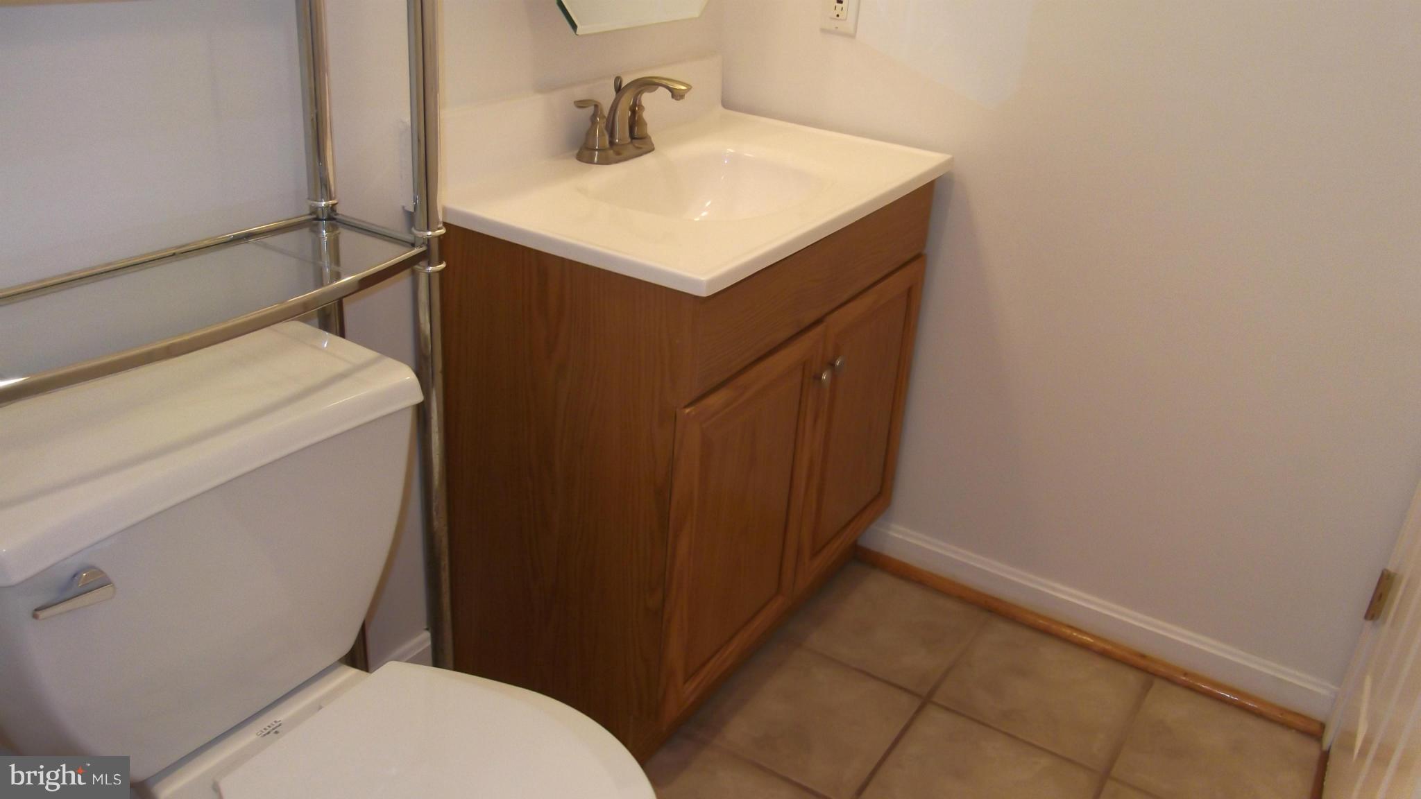 WASHINGTON VILLAGE - Residential Lease