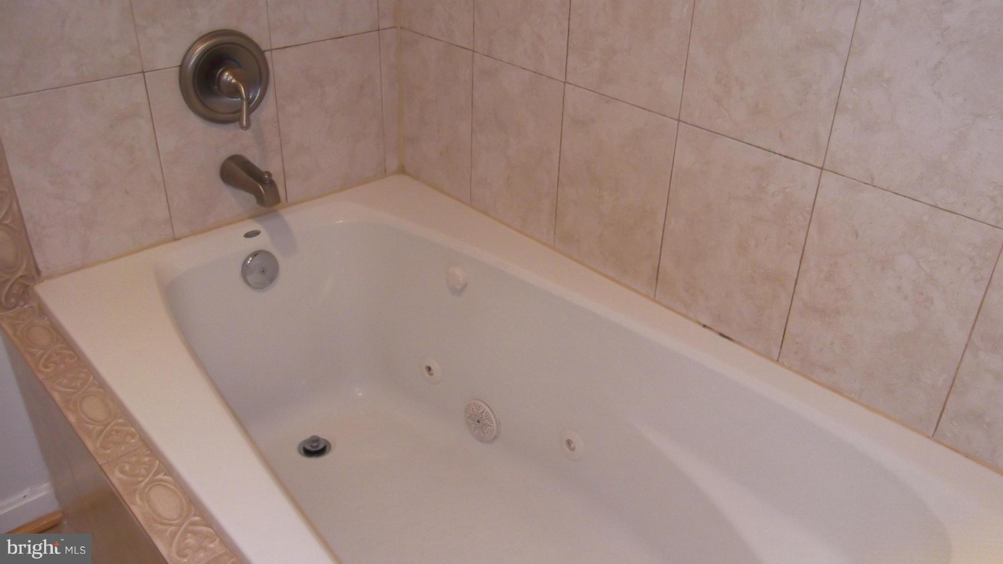 WASHINGTON VILLAGE - Residential Lease