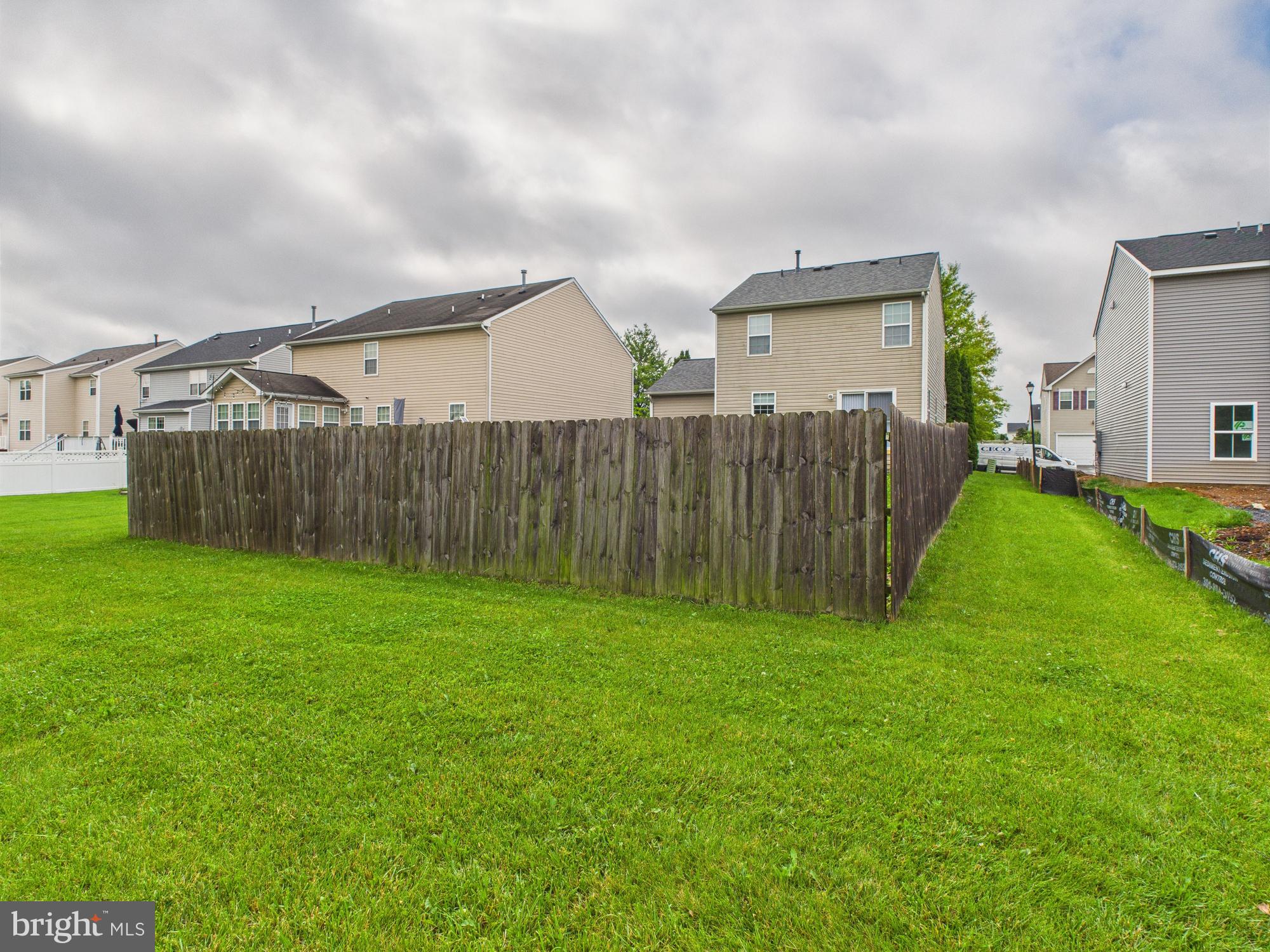 39 FLAGSTAFF CIRCLE