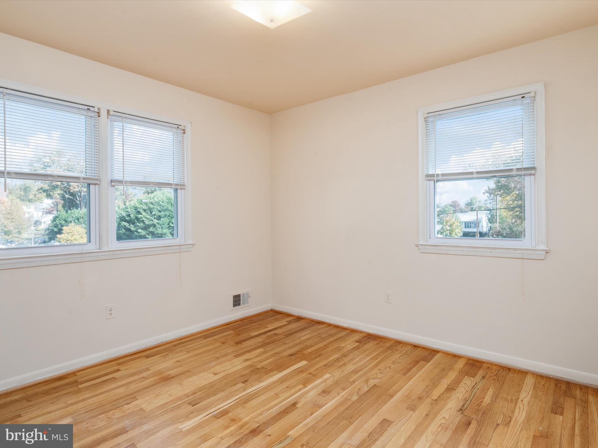 CRYSTAL SPRINGS - Residential