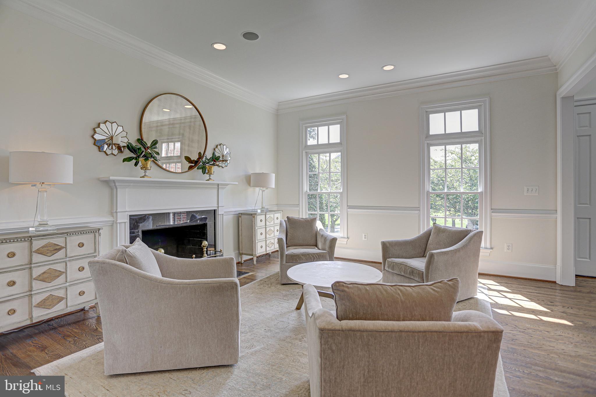 MCAULEY PARK - Residential