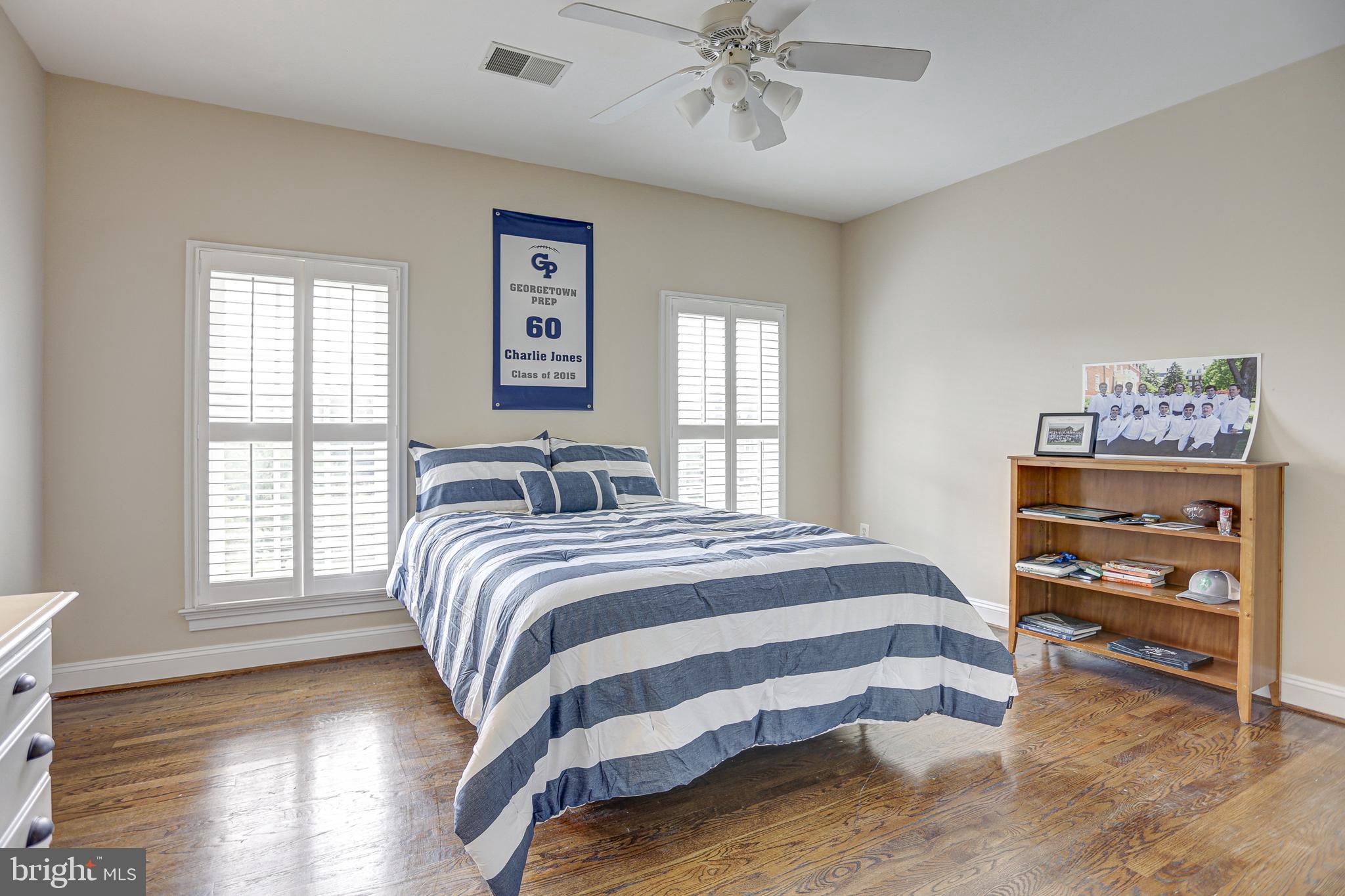 MCAULEY PARK - Residential